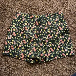 1901 Lemon Shorts Size 4